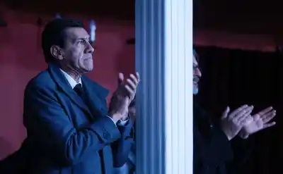 El emotivo homenaje a un siglo y cuarto de cultura: Sadir brilló en la gala del Teatro Mitre