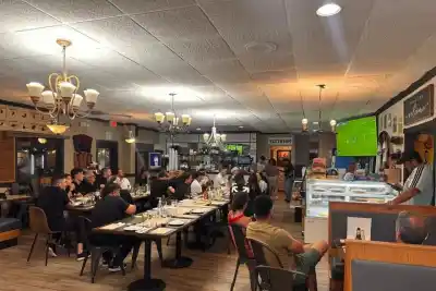 Cena de cracks: seis campeones del mundo eligieron empanadas tucumanas en Kansas City y el detalle que nadie esperaba