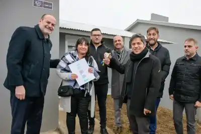 Kicillof en Bahía Blanca: “Nación no tiene ni siquiera un termómetro” y advierte por el fin de la Zona Fría