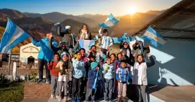 El saludo que emocionó a todos: una escuelita de Salta le cantó el feliz cumpleaños a Messi