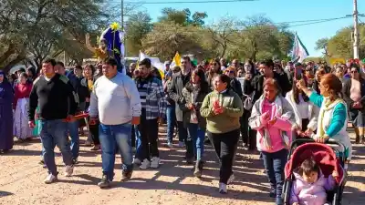 Lo que pasó en Colonia San Juan el 24 de junio: miles de fieles y un mensaje que nadie esperaba