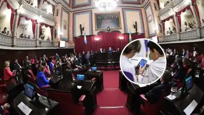 Vuelve el debate por los celulares en las aulas bonaerenses: ¿prohibición total o uso pedagógico?