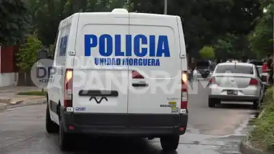 Entró a una vivienda como cliente y minutos después se desplomó: murió en el acto