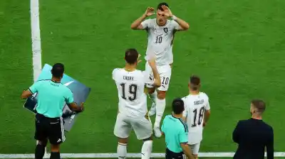 A los 30 años, tras un Mundial sin goles y la eliminación de su selección, Patrik Schick tomó una decisión que sacude al fútbol checo
