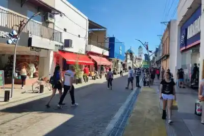 Atención Tucumán: el 3 de julio los comercios cierran antes para ver a la Selección