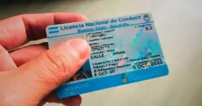 ¿Un requisito inesperado para sacar el carnet? El proyecto que busca sumar la Ley Micaela a la licencia de conducir