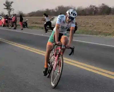 El monterizo Martín Castillo continúa con los triunfos en el ciclismo