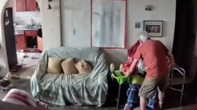 El abrazo que desafió al terremoto: la escena que conmueve al mundo