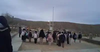 La lucha de unas alumnas de la Puna para no perderse la FNE: necesitan vestidos y zapatos