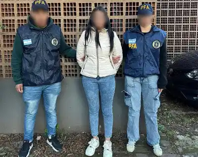 Creaba perfiles falsos y se burlaba de sus víctimas: cayó la estafadora de Marketplace que se fugó antes del juicio