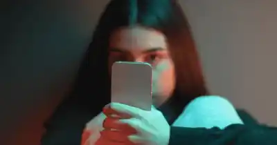 La tragedia de una adolescente de 16 años impulsa una ley pionera contra la violencia digital en Santa Fe