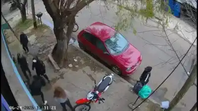 Tiros en plena calle: un nene de 13 años recibió un balazo en la cabeza y hay cinco detenidos