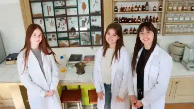 Una santiagueña creó unas gomitas que prometen calmar la ansiedad universitaria