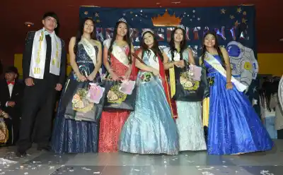 La noche del ‘Universo Mágico’: Taína Cazón fue coronada en el Secundario N° 1