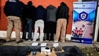 Viajaban desde Frías con un paquete sospechoso: lo que encontró la policía en el auto