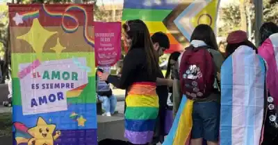 El centro de Jujuy se tiñó de banderas multicolores: así fue la nueva Marcha del Orgullo