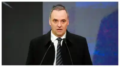 Adorni se fue, Santilli llega: el giro político que Milei ya no podía frenar
