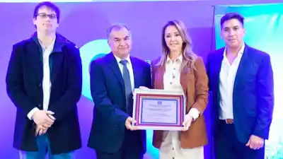 Un siglo de historia: la Cámara de Comercio de Santiago del Estero celebró su centenario con un emotivo acto