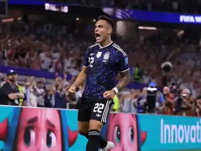 El delantero que rompió el cero y metió su primer grito en Mundiales con la celeste y blanca