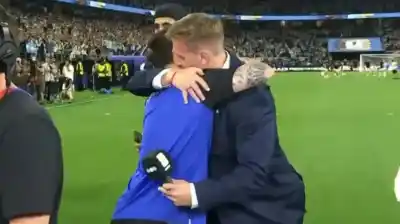 El emotivo abrazo de Maxi López a Messi que encendió las redes: “Le di el abrazo de todos los argentinos”
