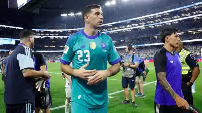 El Dibu Martínez confesó que pensó quedarse fuera del Mundial: “Me vi afuera”