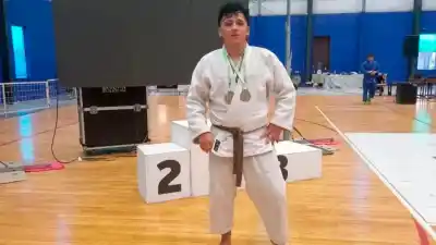 Un joven de La Banda se enfrenta a los mejores del continente en un torneo de judo