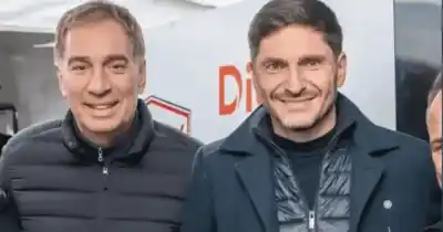 El gesto que ilusiona a los gobernadores: Santilli llega a Jefatura de Gabinete y Pullaro ya celebra en silencio