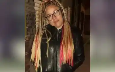 Fue a apagar un incendio y lo que encontró entre las llamas lo dejó sin palabras