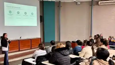 ¿Sabés qué es la esclerodermia? El Hospital Centro de Salud salió a concientizar