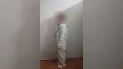 Le envió videos golpeando a su hija de 4 años y la policía la detuvo en La Banda