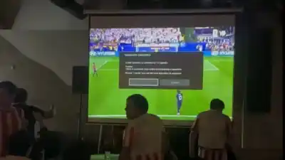 Miró el penal decisivo en un bar y lo que pasó justo antes lo dejó helado: “Volvió a suceder”