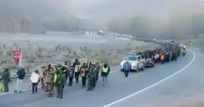 Arrancó la caminata de 250 km: la fe que desafía el frío de la Puna