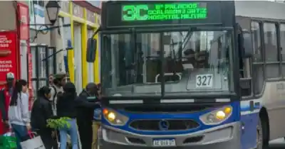 El gasto que devora el sueldo: una familia salteña destina más de $350.000 por mes solo en colectivos