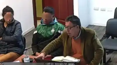 Se hicieron pasar por pasajeros y el taxista no se dio cuenta hasta que vio el faltante