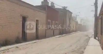 El viento arrasó Humahuaca: vecinos sin luz y calles vacías en plena alerta amarilla
