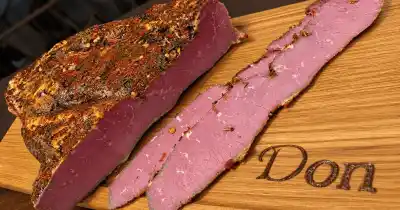 Volvió el pastrami y ya se consigue en un bar emblemático de Rosario: ¿dónde queda?