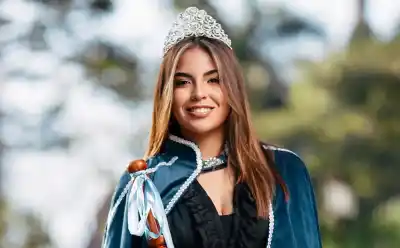 Ellas quieren ser la nueva reina de la FNE: conocé a las candidatas de la Escuela Normal