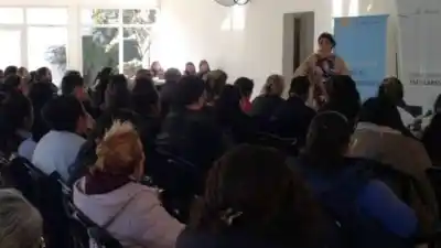 ¿Sabés qué requisito deben cumplir los que cocinan en los comedores escolares?