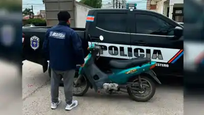 Una madre entregó a la policía la moto robada que su hijo ofrecía por Facebook