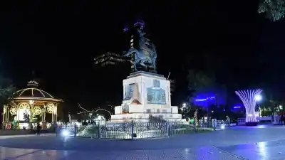 Con luces y magia: Santiago del Estero arrancó los festejos por sus 473 años