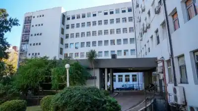 Detuvieron a un enfermero en Caballito: el aberrante ataque a una paciente de 86 años que conmociona al sanatorio