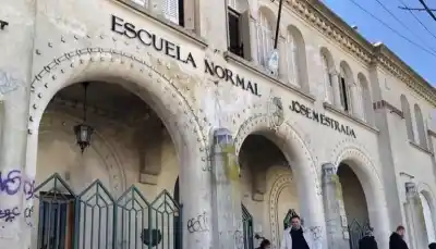 Golpe en el rostro a una preceptora: la escalada de violencia que sacude a una escuela de Olavarría