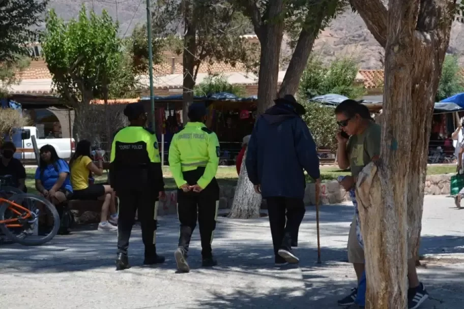 Policía turística Jujuy