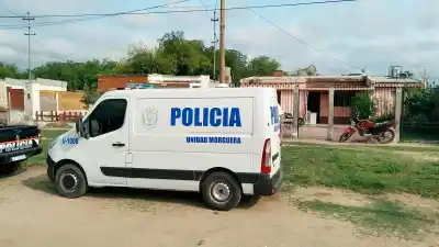 Hallaron el cuerpo de una mujer en un descampado de Loreto: investigan a su pareja