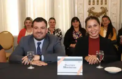 Monteros reconocido por su labor en favor de la infancia en Mesa-Panel MUNA-UNICEF