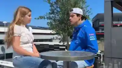 El insólito momento que vivió Colapinto en plena entrevista: qué pasó con una planta