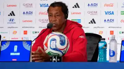 El tenso momento que vivió el DT de Cabo Verde cuando le preguntaron por la denuncia contra su capitán