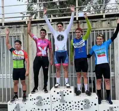 Martín Castillo ganó en el ciclismo de pista tucumano y puso al Team en la Cima