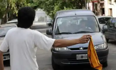 ¿Se viene el arresto para trapitos en la Provincia? El proyecto del PRO que busca replicar la ley de CABA