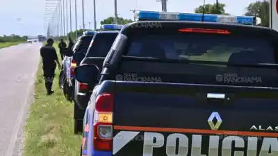Hallaron a una persona sin vida dentro de un auto en la Ruta Provincial N° 3: investigan las causas